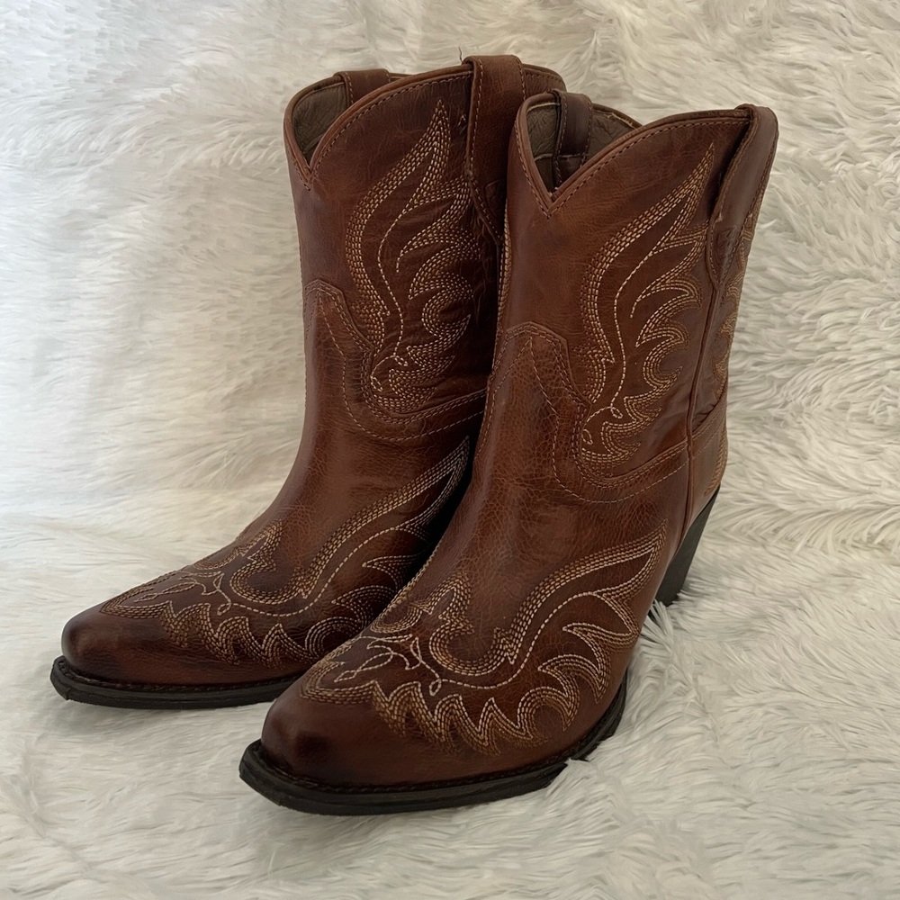 Ariat Chandler Boots
